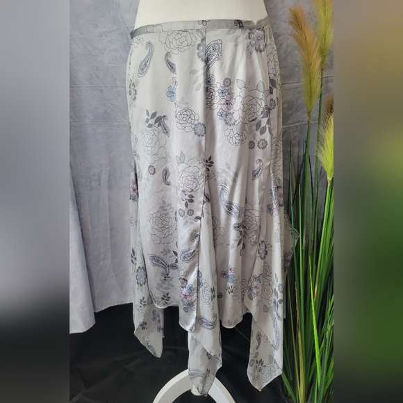 Lord and Taylor id/entity skirt - Picture 1 of 9